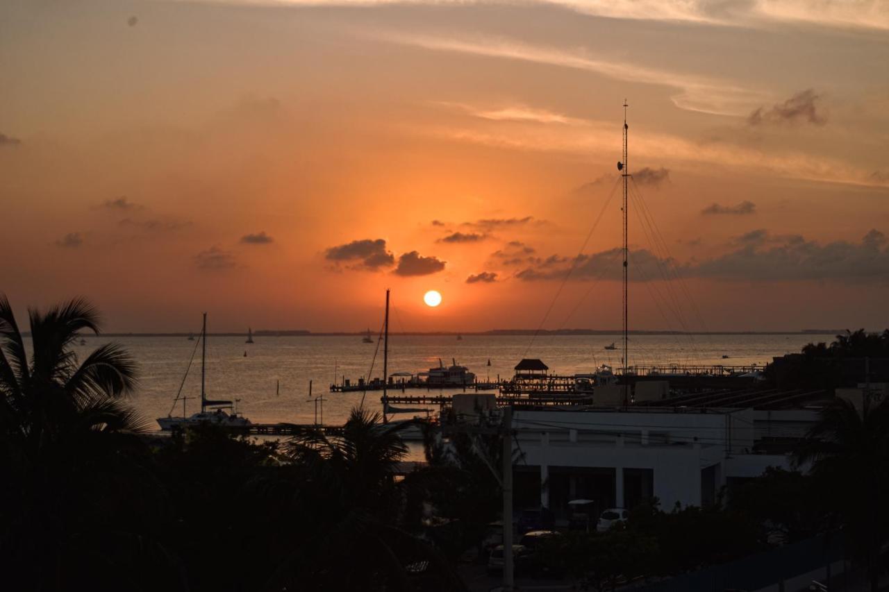 Les Trois Singes - Friendly Hostel Isla Mujeres Exterior foto